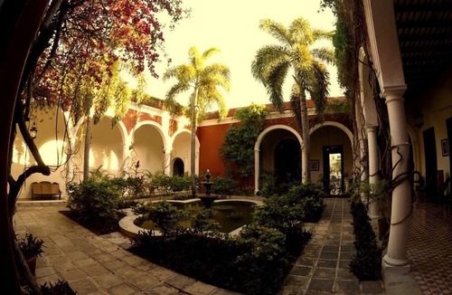 Barrio de Santiago Hotel | Rent the full Mansion Villa Merida