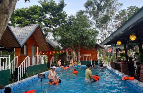 Phong Nha Hotel | Retreat Bungalow