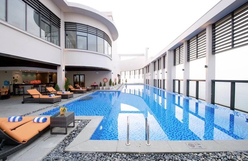 Son Tra Apartment | Right next to My Khe beach - One of the most beautiful in the World
