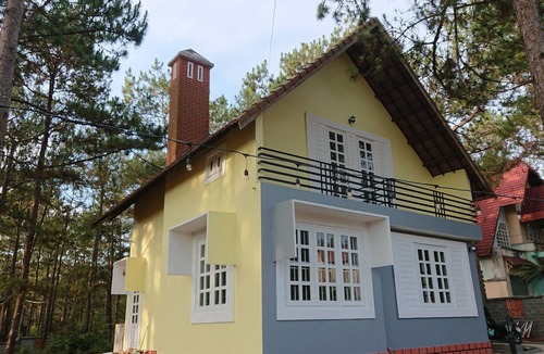 Kon Plong House | Room 1 - La Maison Homestay Mang Den