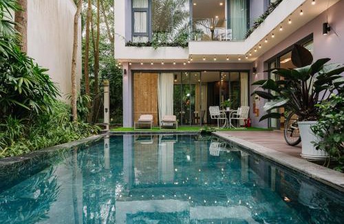 Ngoc Thanh Villa | Rosee Villa - Green Villa with private Pool