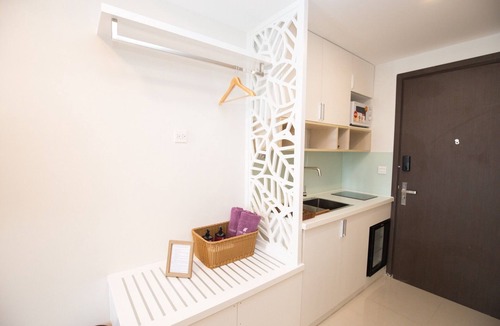 Bach Dang Riverside Apartment | Saigon Rivergate Apt- free gym pool