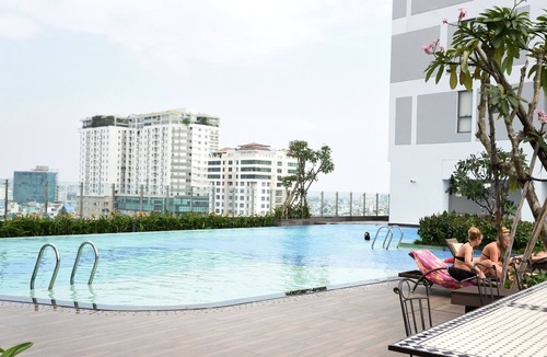 Bach Dang Riverside Apartment | Saigon Rivergate Apt- free gym pool
