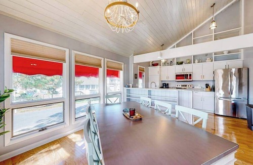 Sandpiper Pines House | Sandpiper Village home with private beach, fireplace, balcony, & washer/dryer