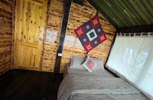 Sa Pa House | Sapa Local Guide Homestay Trek 2 Days 1 Night or Multi-Day Trekking