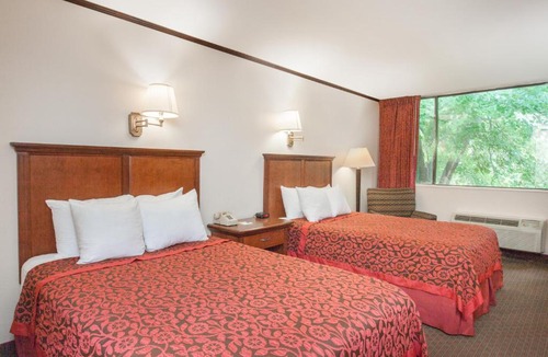 Schenectady Hotel | Schenectady Inn
