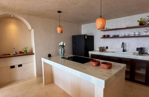 Conchas Chinas Apartment | Sea Breeze Penthouse at Conchas Chinas
