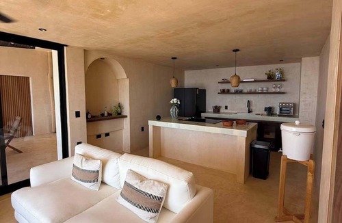 Conchas Chinas Apartment | Sea Breeze Penthouse at Conchas Chinas