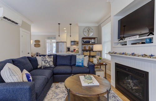 Seabrook House | Seabrook Tide and Seak | Family, Pool, Fire Pit | Sleeps 6, South Farm District