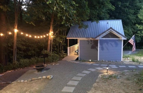 Marcellus Cabin | Secluded Cabin Retreat - Firepit, Nature & Relaxation