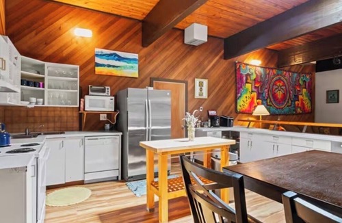 Eugene House | Serene 3-bedroom country house in charming Eugene awaits you