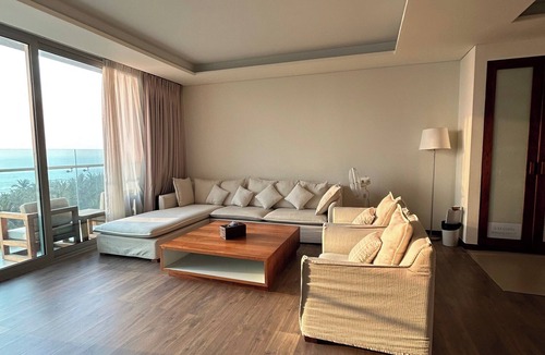 Son Tra Apartment | Serviced Aparthotel - 2 bedrooms, 3 balconies, beachfront, central, rooftop pool