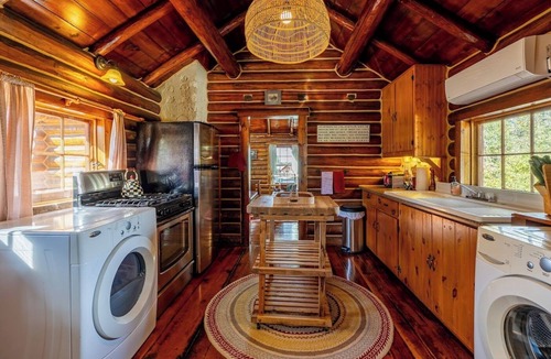 Shell Cabin | Shell Town Cabin- Classis Log Cabin, Large Fireplace, Base of the Bighorns Location