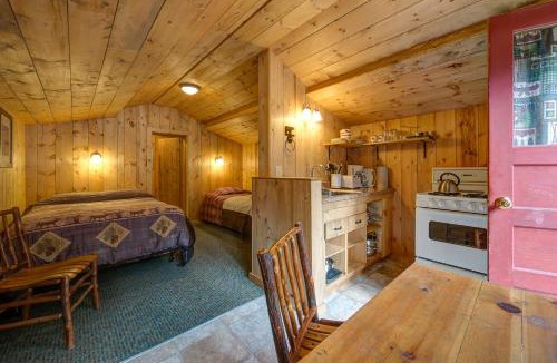 Cooke City-Silver Gate Hotel | Silver Gate Lodging