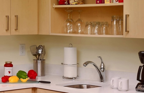Middleburg Heights Hotel | Skiing at Boston Mills! 4 Pet-friendly Units W/Kitchens, FREE Parking
