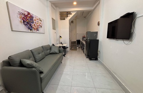 Ben Thanh House | Snoopy Home Trần Hưng Đạo - Central, Quiet Hideaway