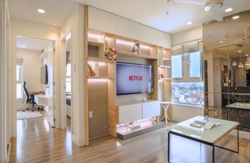 Phuong 8 Apartment | SOJO Lumiere Aparts - Terra Royal, Luxury and Central Spot