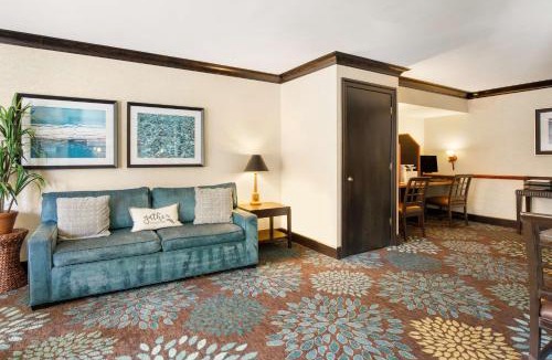 Carmel Mountain Ranch Hotel | Sonesta ES Suites San Diego - Rancho Bernardo