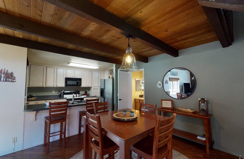 Tennis Village Condo | Spa-Side Escape with Access to Exclusive Golf