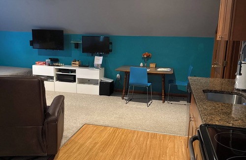 Durham Apartment | Spacious studio with AC and WiFi in charming Durham