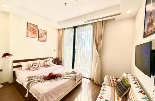 Tu Liem Apartment | Spectacular Skyline Studio Near Marriott Hotel and Convention Center