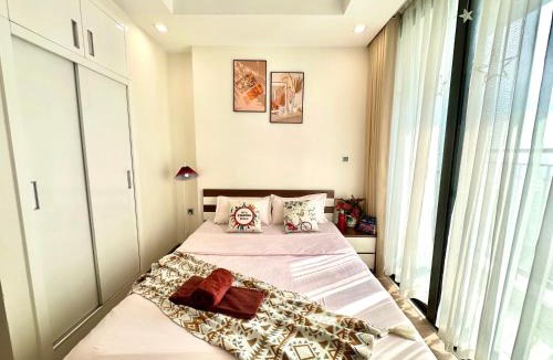 Tu Liem Apartment | Spectacular Skyline Studio Near Marriott Hotel and Convention Center