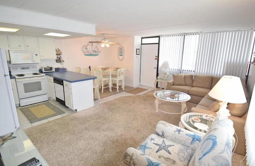 North Ocean City Apartment | Starfish V 101