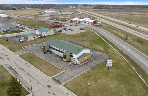 Willmar Hotel | Stayinn