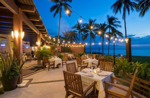 Marina Vallarta Hotel | Stylish Studio with Balcony & Resort Amenities
