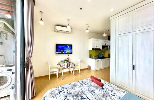Tu Liem Apartment | Stylish Urban Studio Apartment Near Marriott Hotel at Green Bay Hanoi District