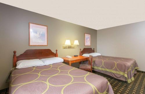 Austintown Hotel | Super 8 by Wyndham Youngstown/Austintown