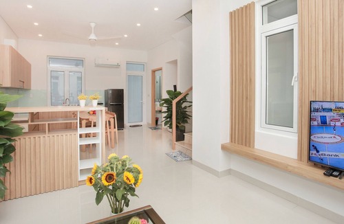Hai Chau Villa | SUPER CENTRAL DA NANG VILLA 4 BR BIG POOL