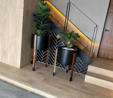Leon Hotel | Switch Auto Hotel