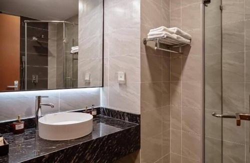 District 1 Hotel | Tao Dan Hotel