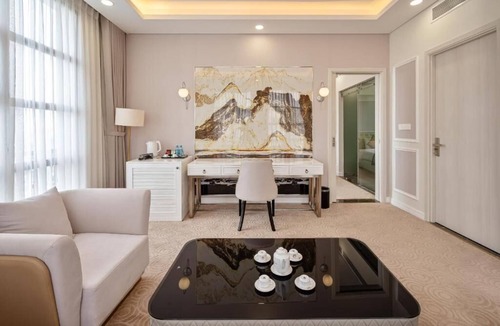 District 1 Hotel | Tao Dan Hotel