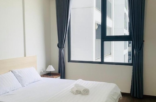 Thuan An Apartment | Tayastay - High Floor 2BR Apt with Pool View - Near VSIP & Mall