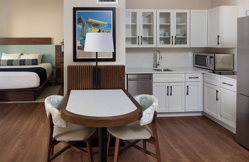 Delray Beach Hotel | The Atlantic Suites on the Ave