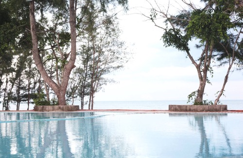 Xuyen Moc Hotel | The Beach House Resort