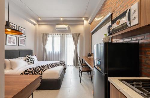 Tan Thuan Dong Apartment | The Brik by Velaluxe