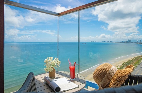 Tho Quang Beach Hotel | The Code Hotel & Spa