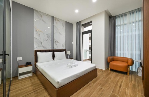 Tan Binh Hotel | The Crown Airport Hotel