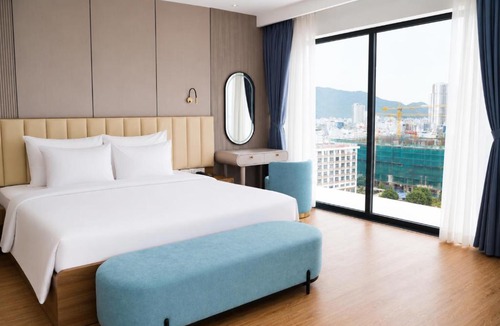 Quy Nhon Hotel | The Golden Crest Hotel Quy Nhon