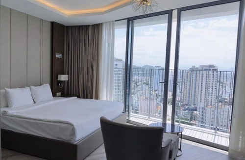 Tran Phu Beach Apartment | The High Palms Nha Trang Bay