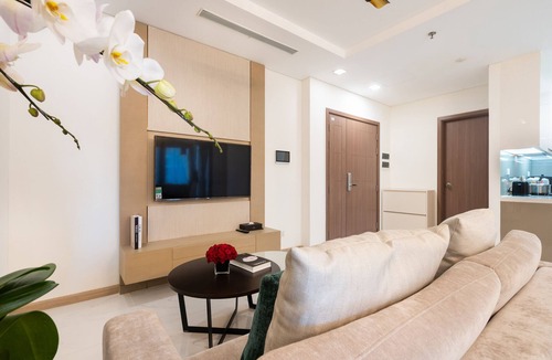 Hang Xanh Apartment | The Landmark 81- 2 Bedrooms Residence Suite