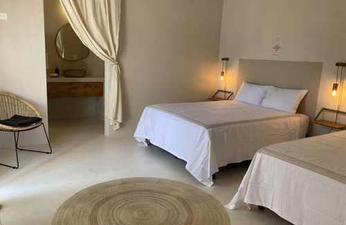 Esterito Bed & Breakfast | The Mantarraya Outpost Bed & Breakfast