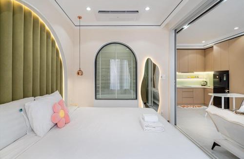 Phu My Hung Hotel | The Royal Homies - Phu My Hung