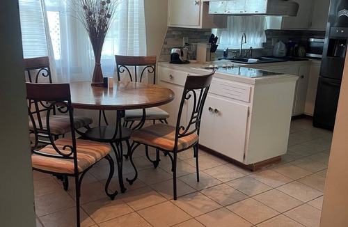 Lima House | This property is shared with the Host. On the corner in a welcoming neighborhood