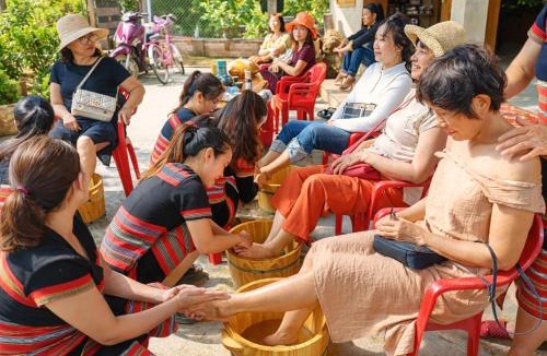 A Luoi Hotel | Thu May Homestay A Lưới