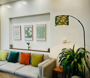Soc Son House | Transit stay 12 minutes to Noi Bai Airport - R202