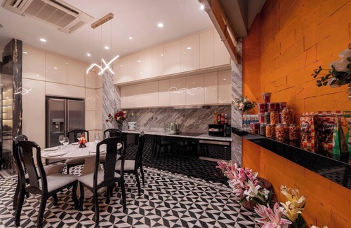 Da Kao Villa | Tropical Pool Villa D1 with 5 bedrooms